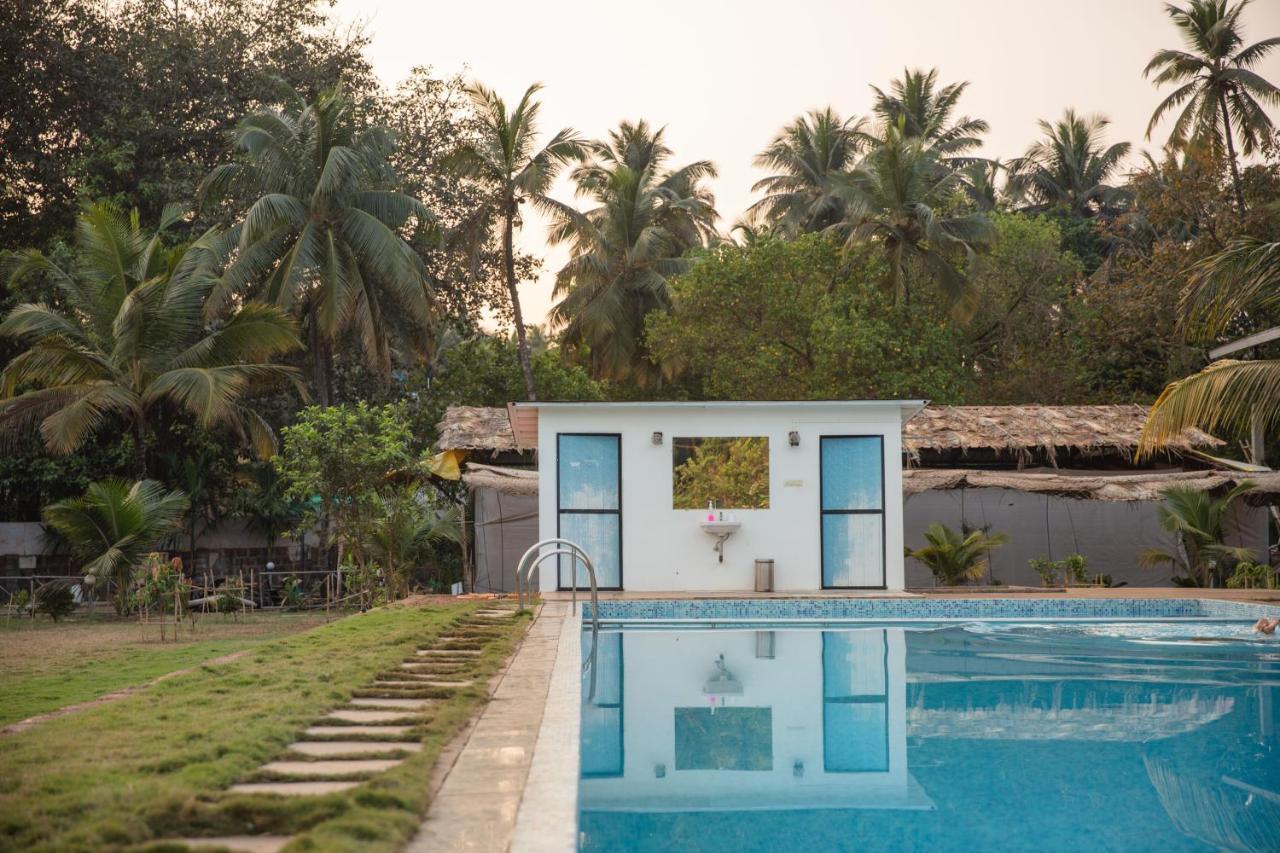 Radhika Eco Resort Арамболь Экстерьер фото