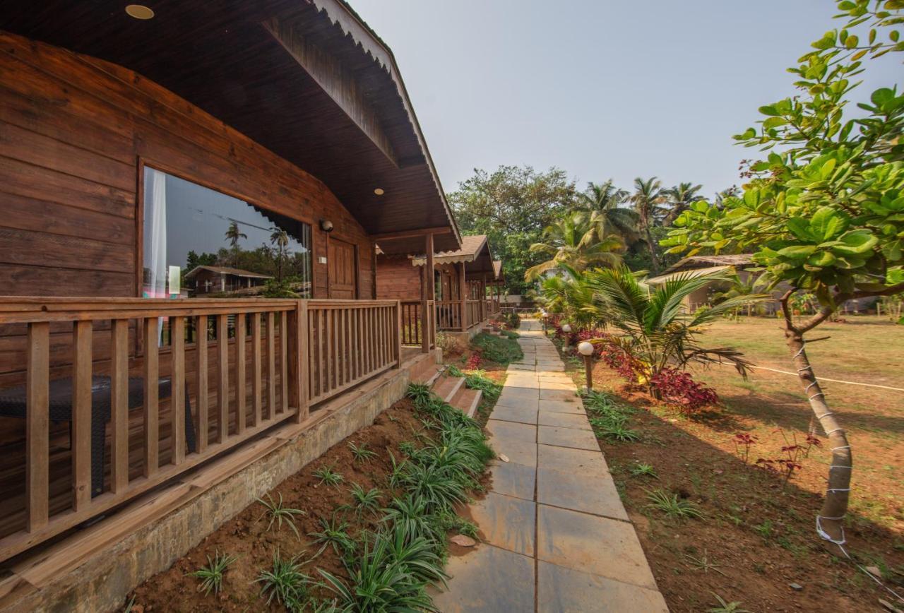 Radhika Eco Resort Арамболь Экстерьер фото