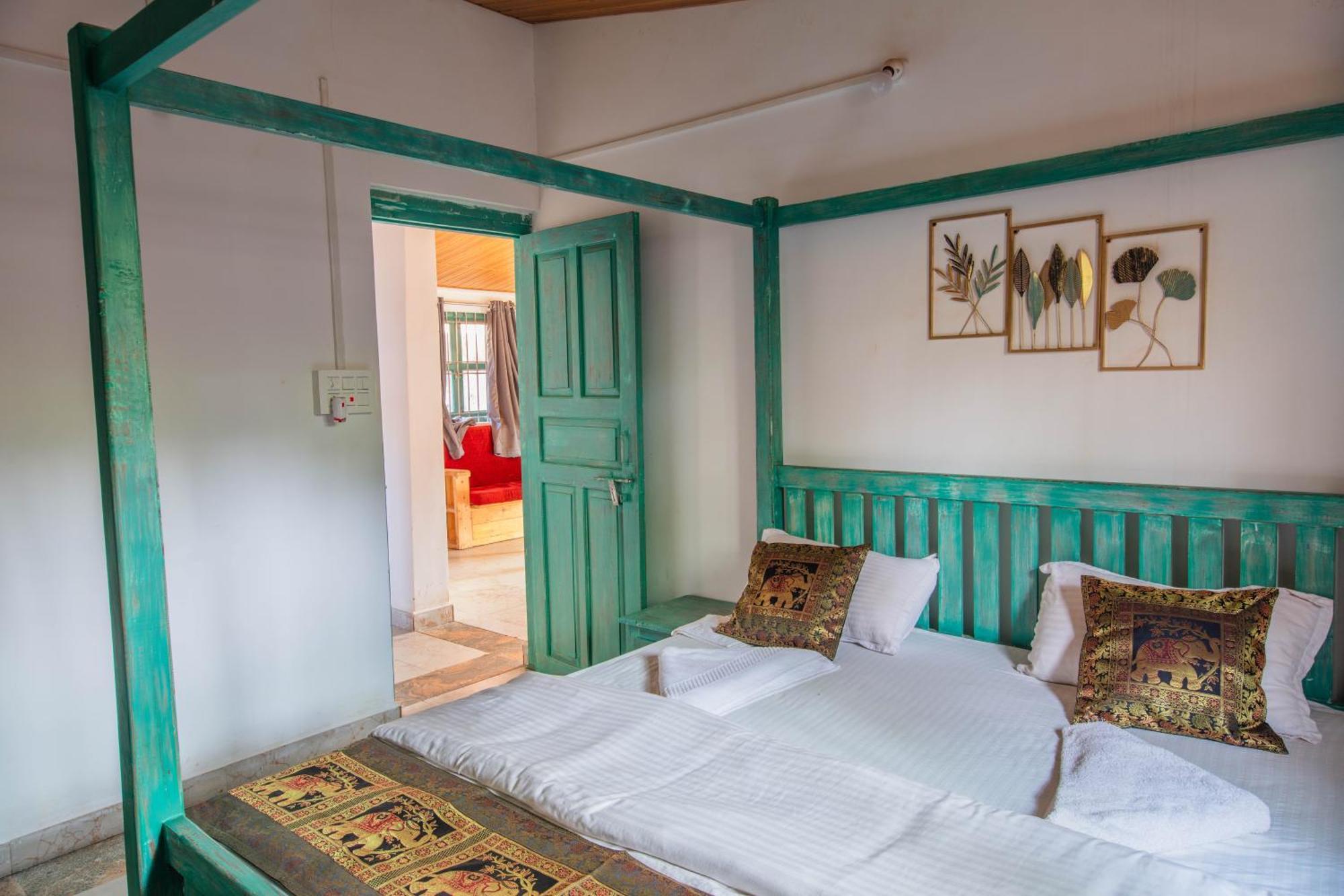 Radhika Eco Resort Арамболь Экстерьер фото